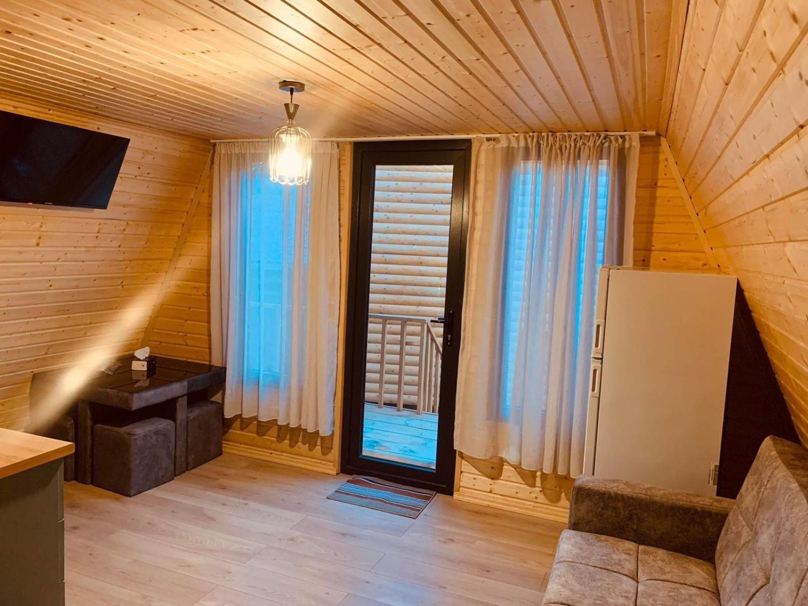 Apartament C'Est La Vie Mtsʼkhetʼa Zewnętrze zdjęcie